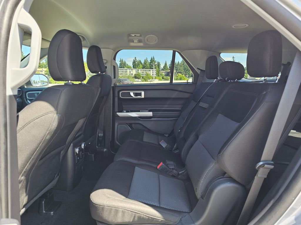 Used 2022 Ford Explorer XLT w/ Class IV Trailer Tow Package image 19