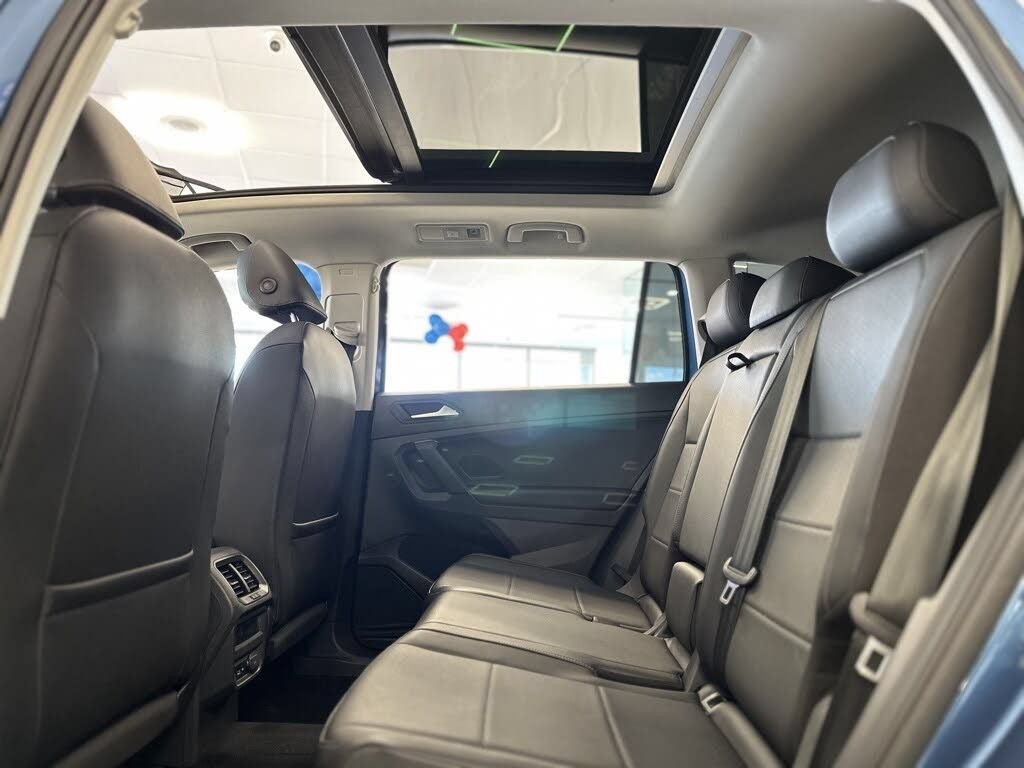 Used 2019 Volkswagen Tiguan SE w/ Panoramic Sunroof Package AWD/4WD image 19