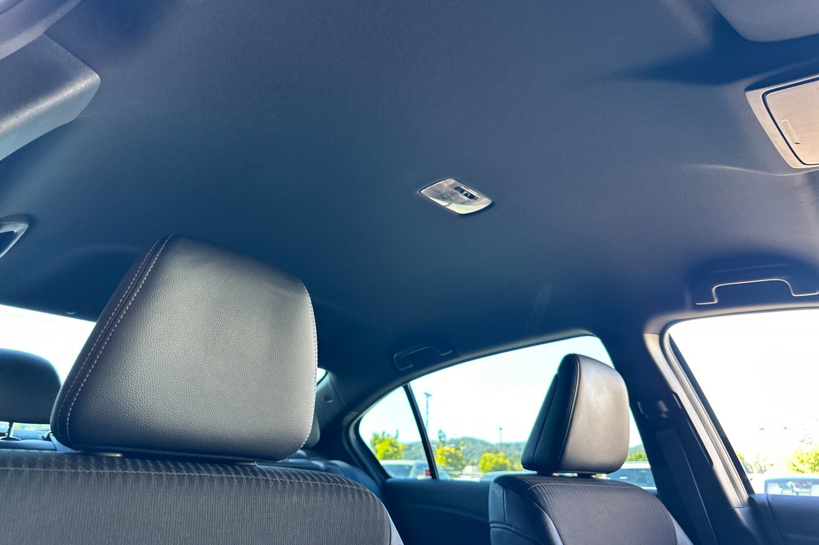 Used 2017 Honda Accord Sport image 25