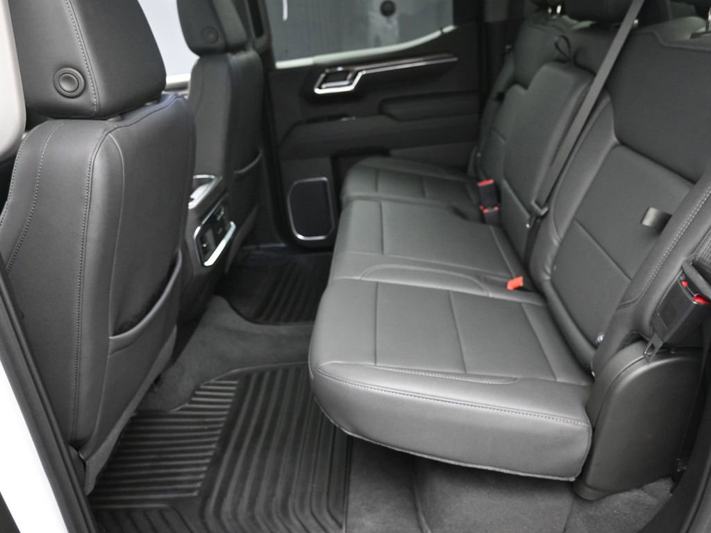 Used 2025 Chevrolet Silverado 1500 LTZ w/ LTZ Premium Package image 11