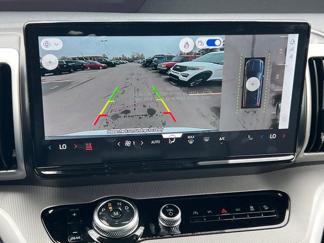 New 2026 Ford Expedition Active image 19