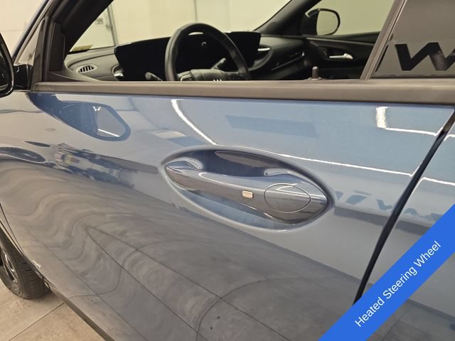 Used 2025 Buick Envista Sport Touring w/ Convenience I Package FWD image 20