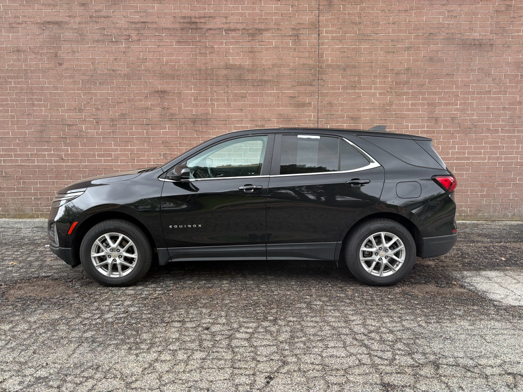 Used 2024 Chevrolet Equinox LT AWD/4WD image 2