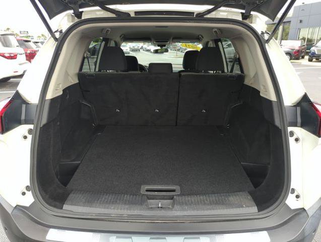 Certified 2021 Nissan Rogue SV FWD image 19