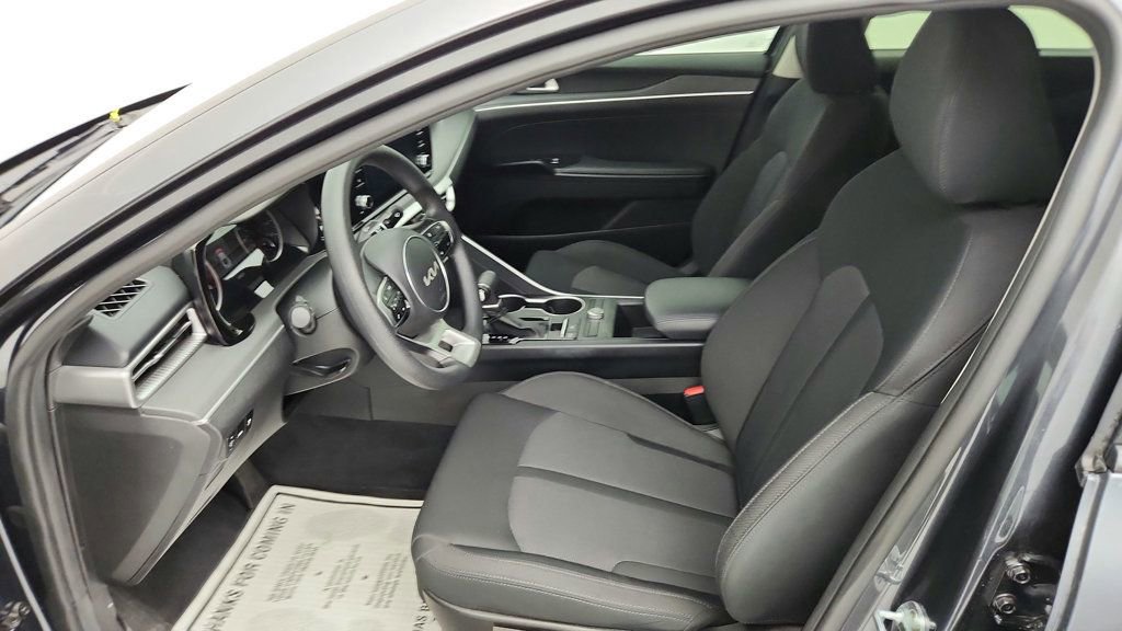 Used 2022 Kia K5 LXS image 18