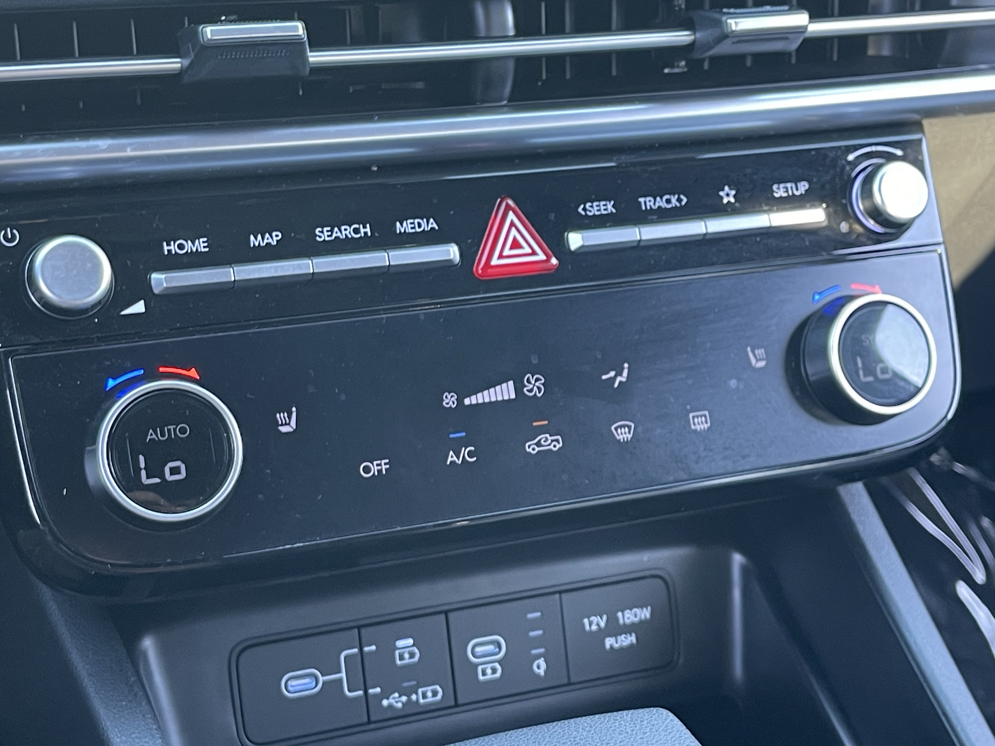 Used 2025 Hyundai Santa Cruz SEL FWD image 28