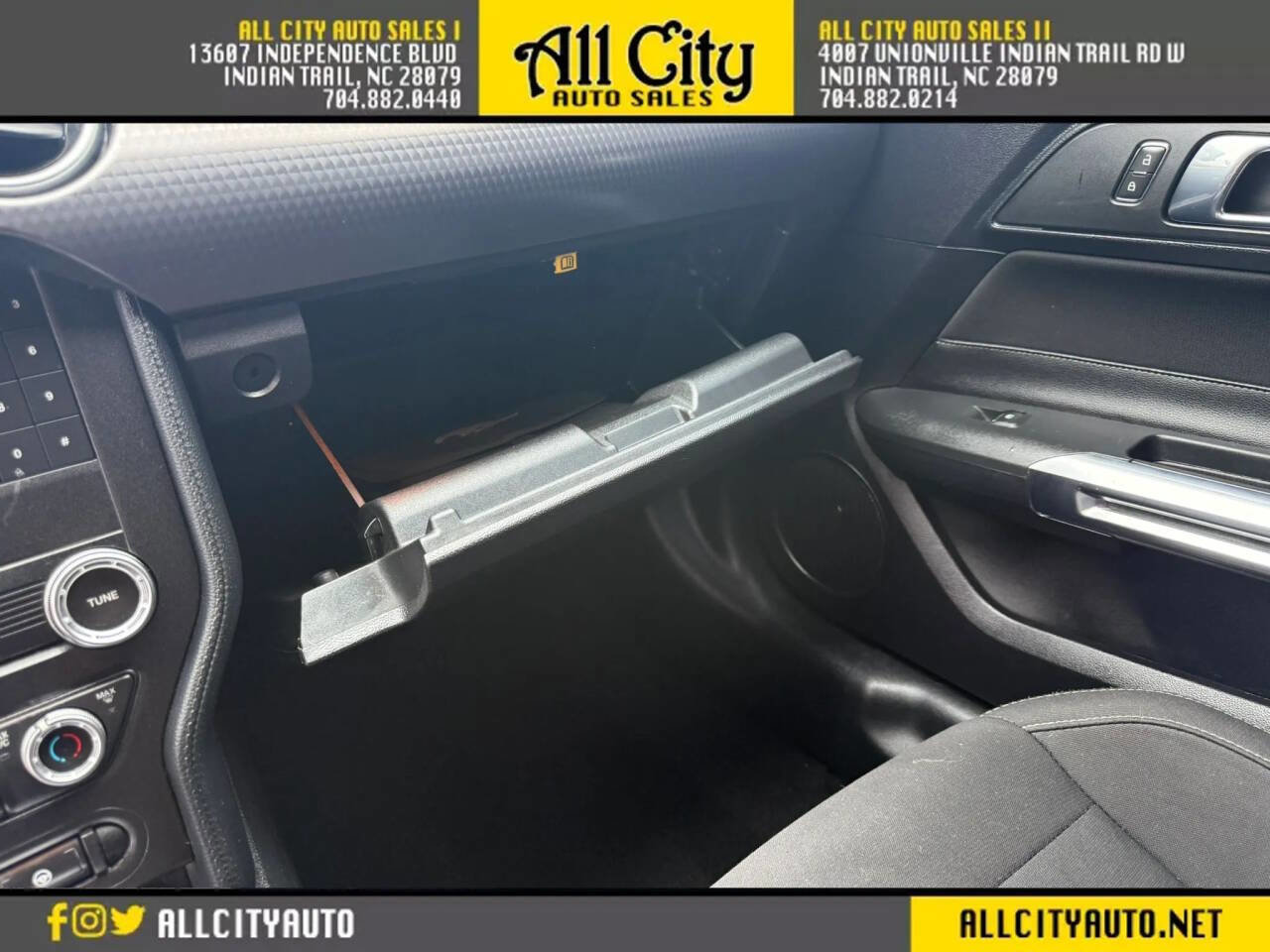 Used 2019 Ford Mustang GT w/ GT Performance Package RWD image 17