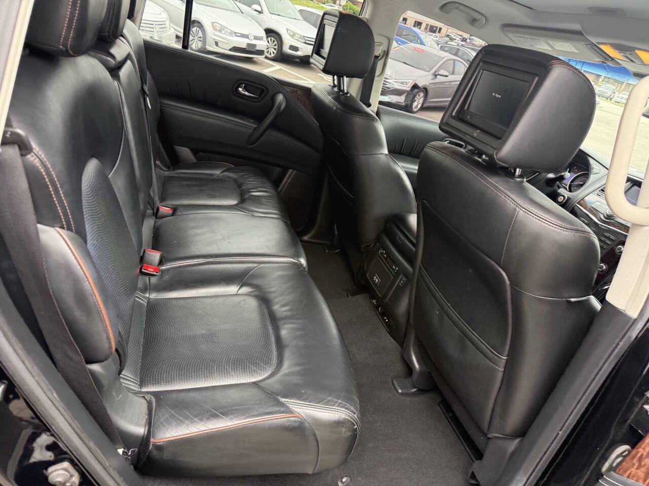 Used 2017 Nissan Armada Platinum w/ Interior Lighting Package AWD/4WD image 16