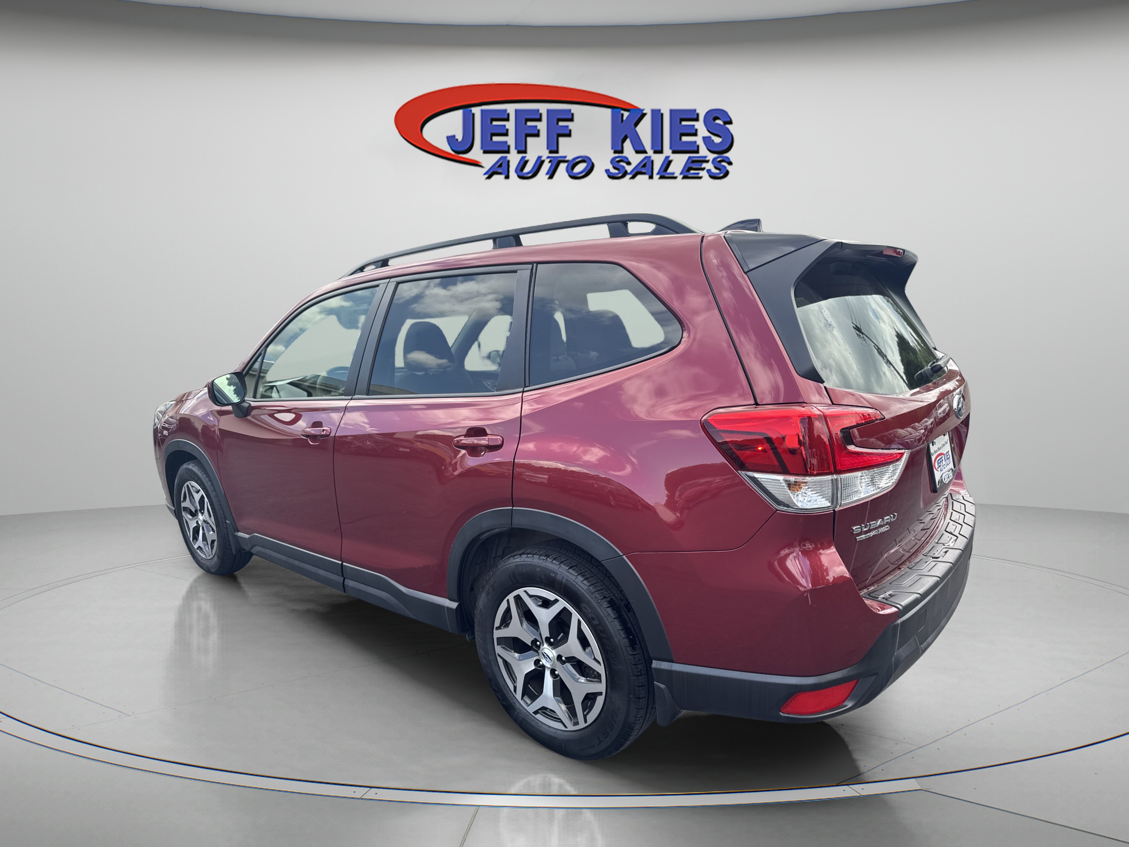 Used 2024 Subaru Forester Premium AWD/4WD image 7