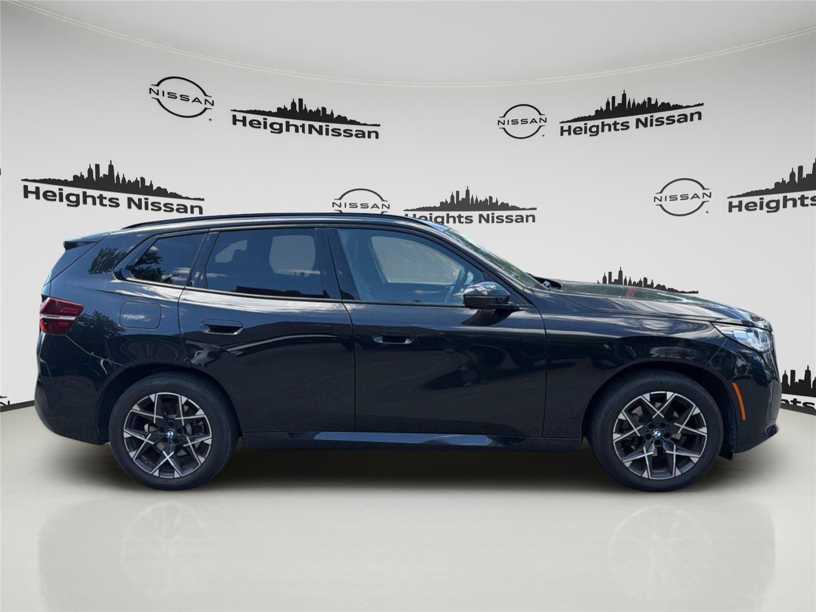 Used 2025 BMW X3 xDrive30 AWD/4WD image 5