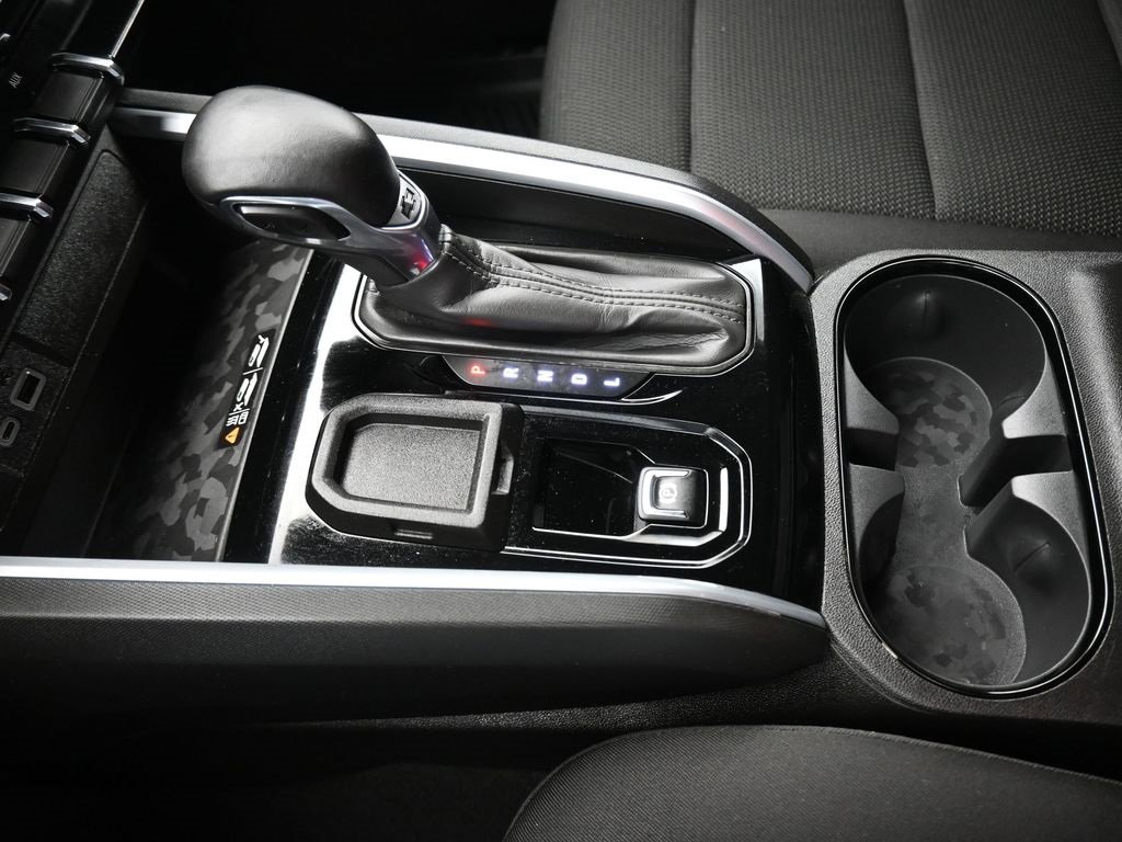 Used 2023 Chevrolet Colorado LT w/ LT Convenience Package II image 22