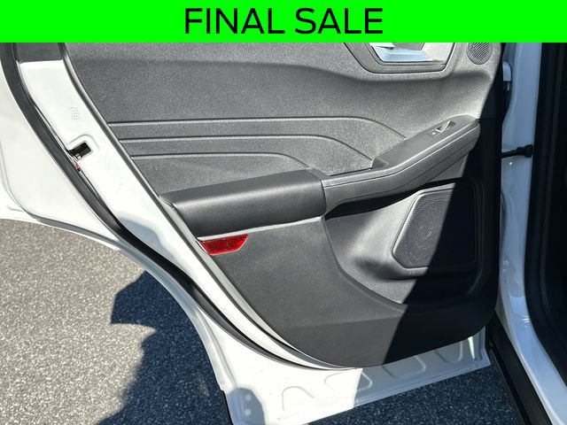New 2025 Ford Escape SE w/ PHEV Premium Package FWD image 22