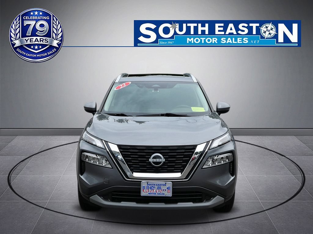 Used 2022 Nissan Rogue SV w/ SV Premium Package AWD/4WD image 3