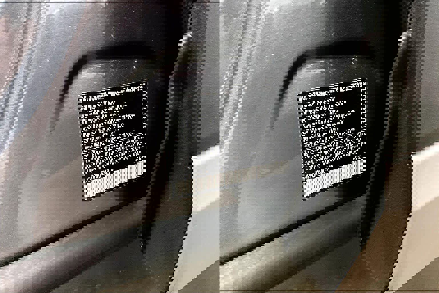 Used 2025 Volkswagen Tiguan SE image 33