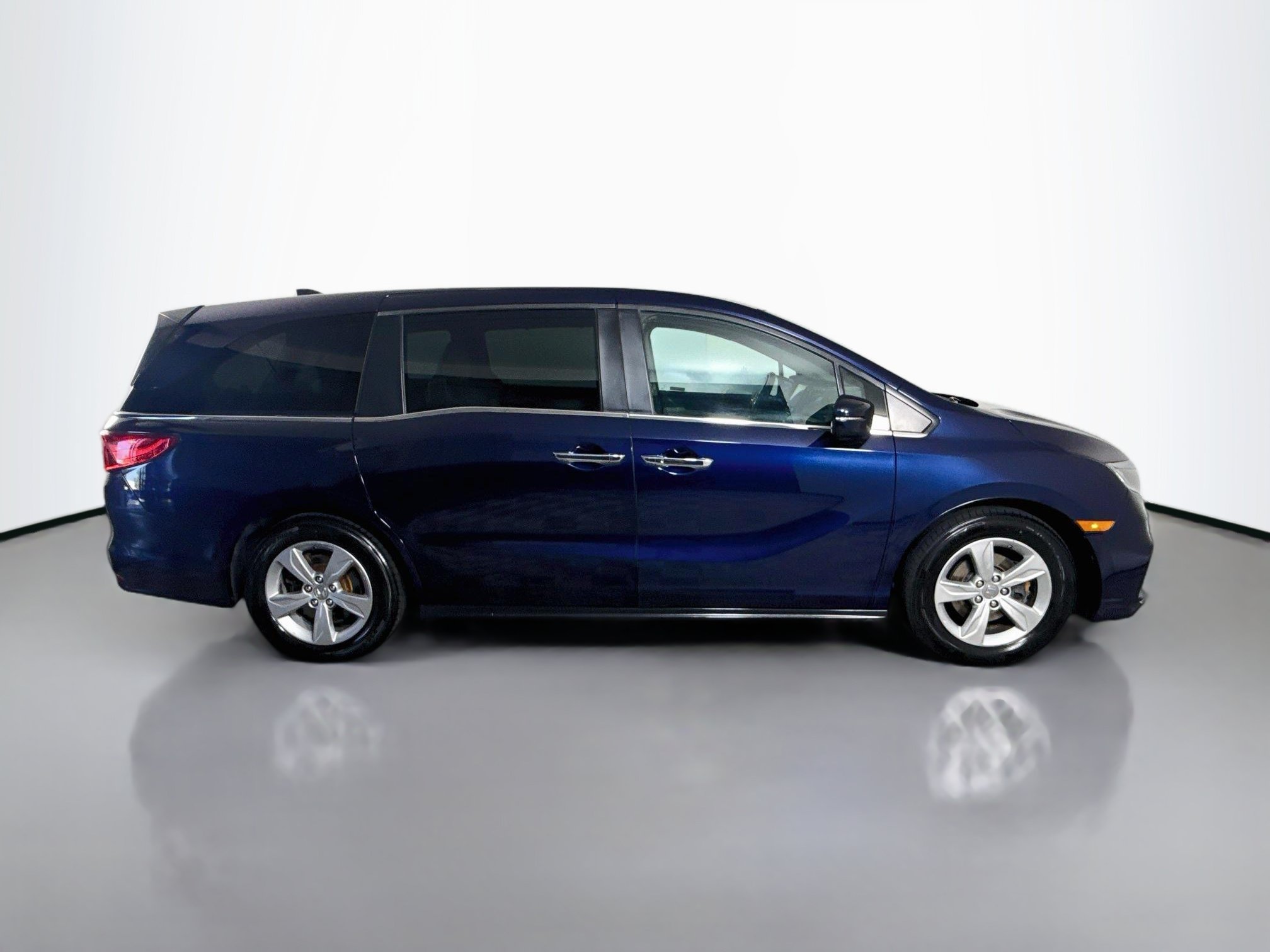 Used 2019 Honda Odyssey EX image 11