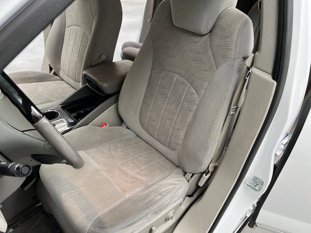 Used 2017 Buick Enclave Convenience FWD image 11