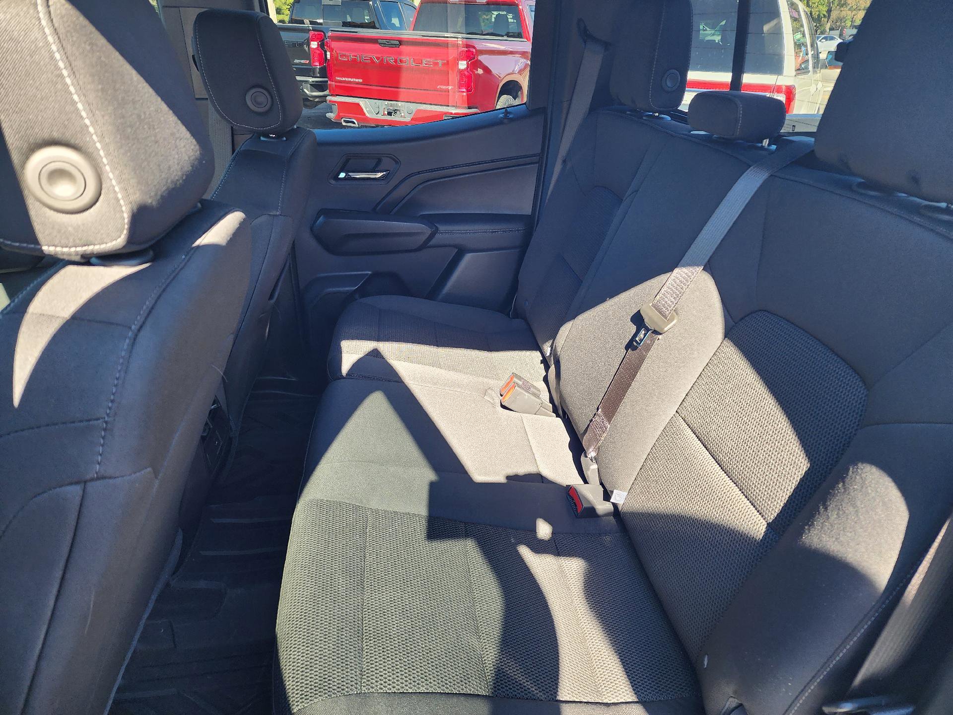 Used 2023 Chevrolet Colorado LT w/ LT Convenience Package image 7