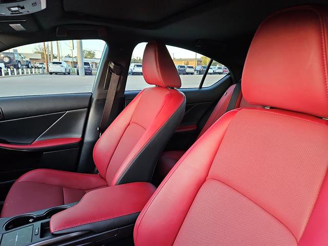 Used 2021 Lexus IS 300 w/ Comfort Package image 11
