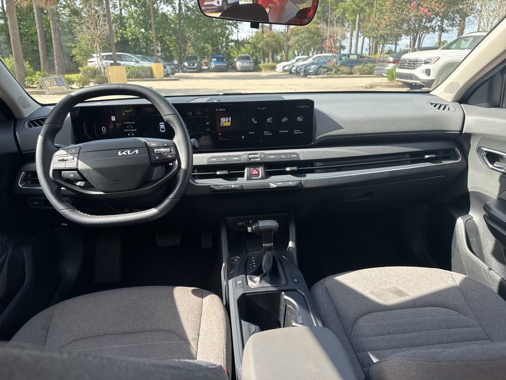 Used 2025 Kia K4 EX FWD image 10