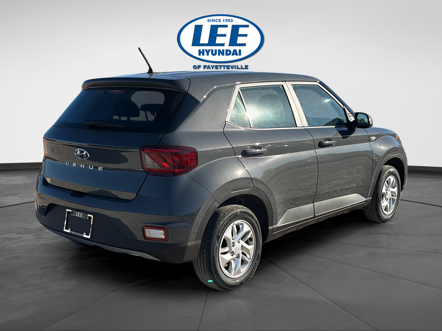 New 2026 Hyundai Venue SE FWD image 3