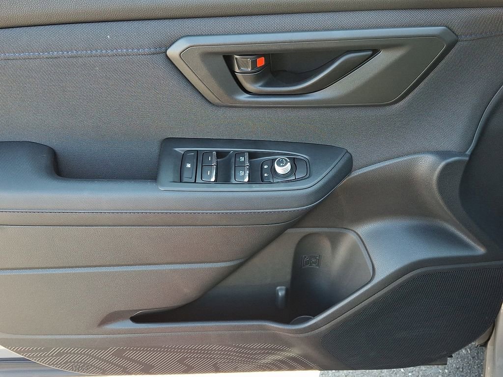Used 2025 Subaru Forester Premium image 12