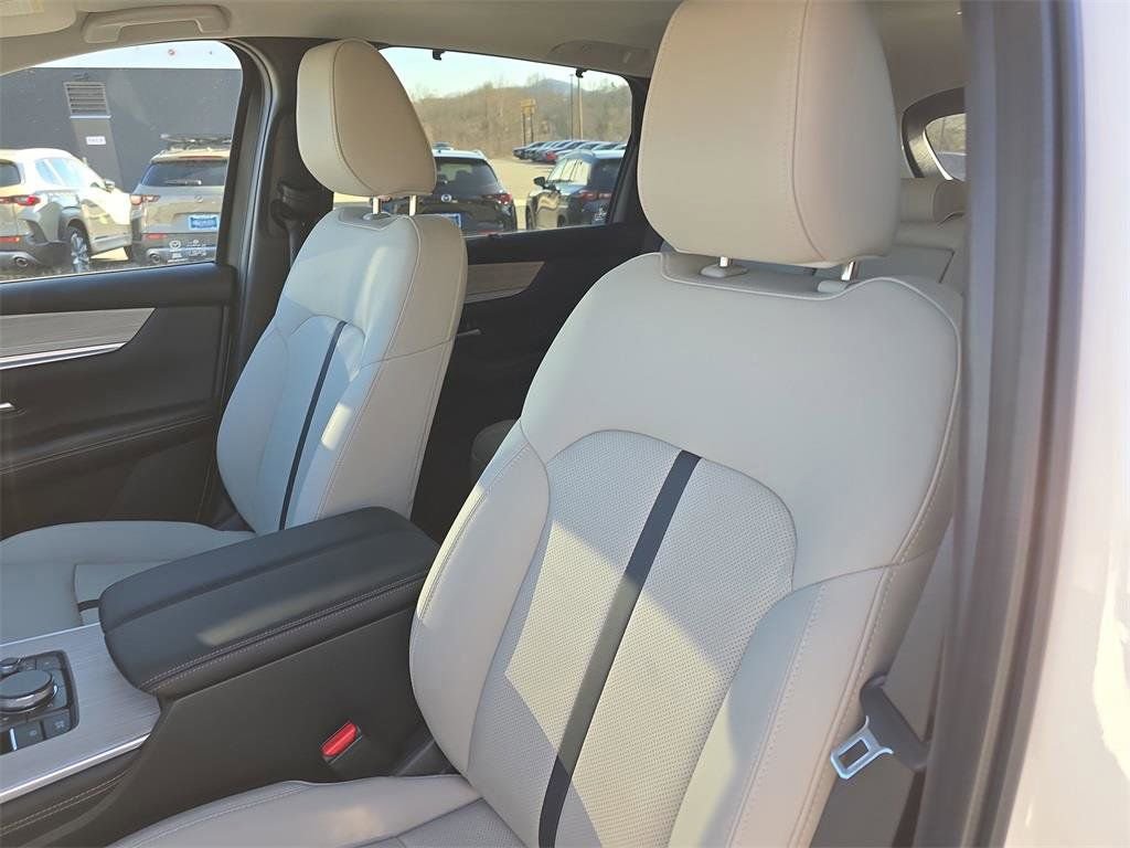 New 2026 MAZDA CX-90 Plug-In Hybrid w/ Preferred image 21