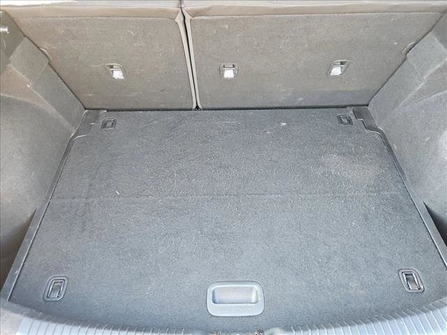 Used 2019 Hyundai Elantra GT image 6