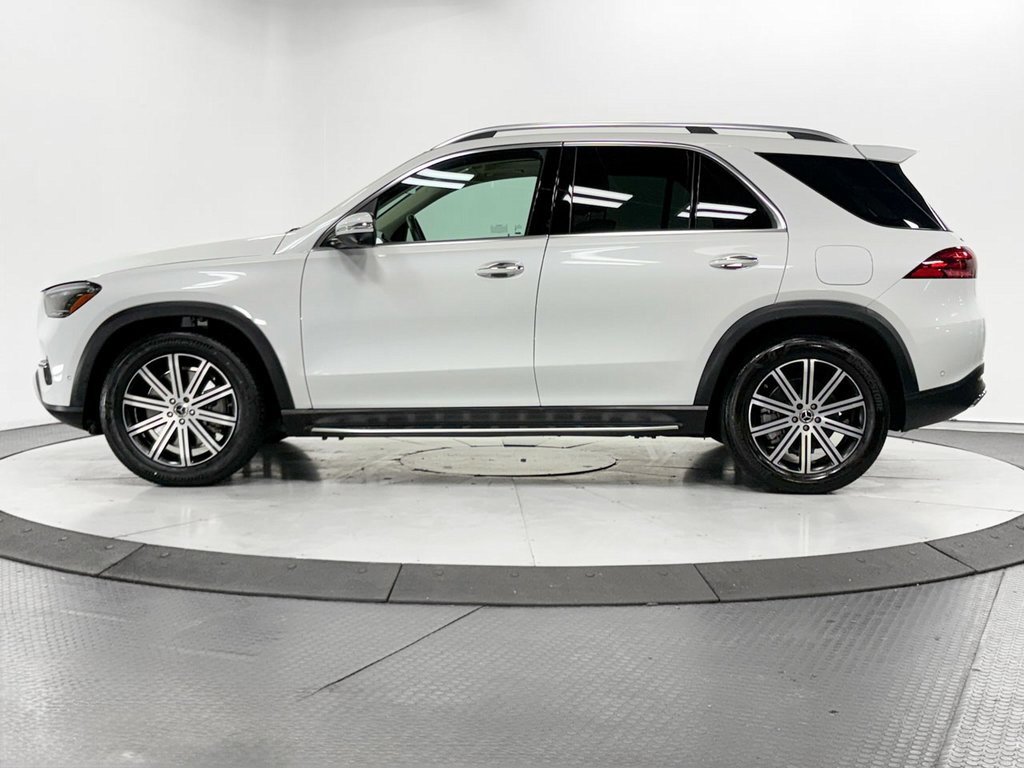 Used 2024 Mercedes-Benz GLE 450e 4MATIC image 4