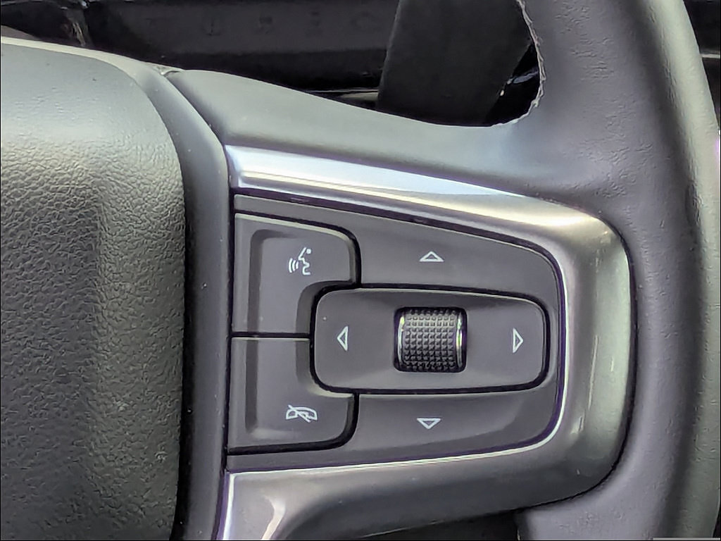 Used 2024 Chevrolet Silverado 1500 LT AWD/4WD image 20
