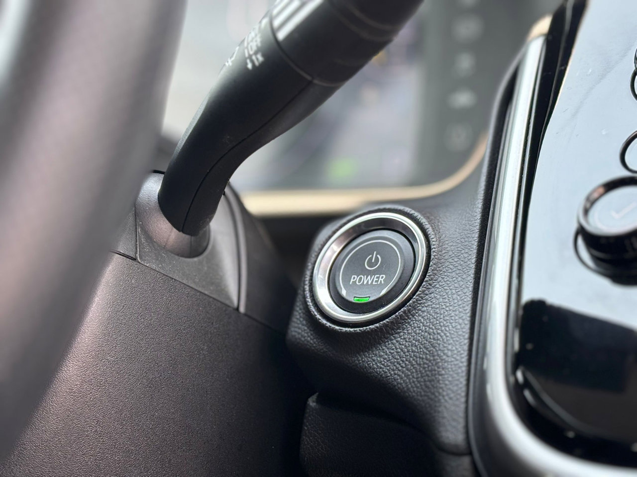 Used 2023 Chevrolet Bolt EUV LT image 23