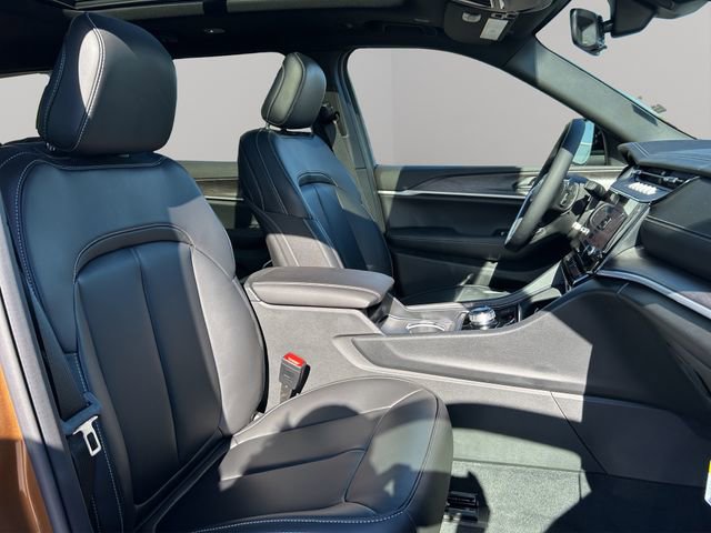 New 2026 Jeep Grand Cherokee L Limited AWD/4WD image 20