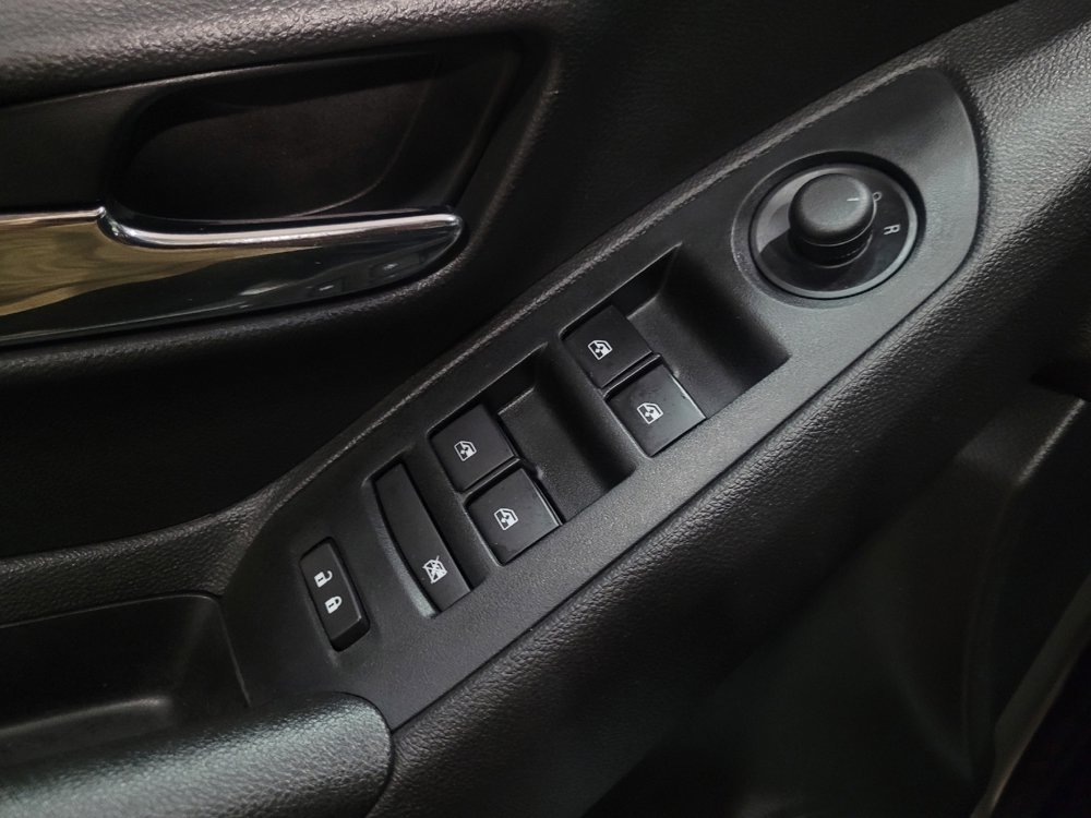 Used 2020 Chevrolet Trax LT FWD image 27