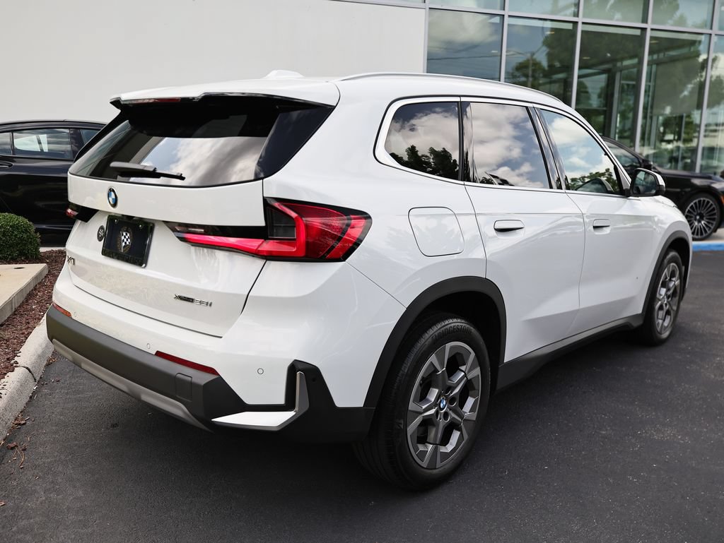 Used 2023 BMW X1 xDrive28i w/ Premium Package AWD/4WD image 6