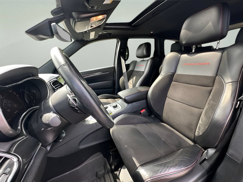 Used 2020 Jeep Grand Cherokee Trailhawk AWD/4WD image 11