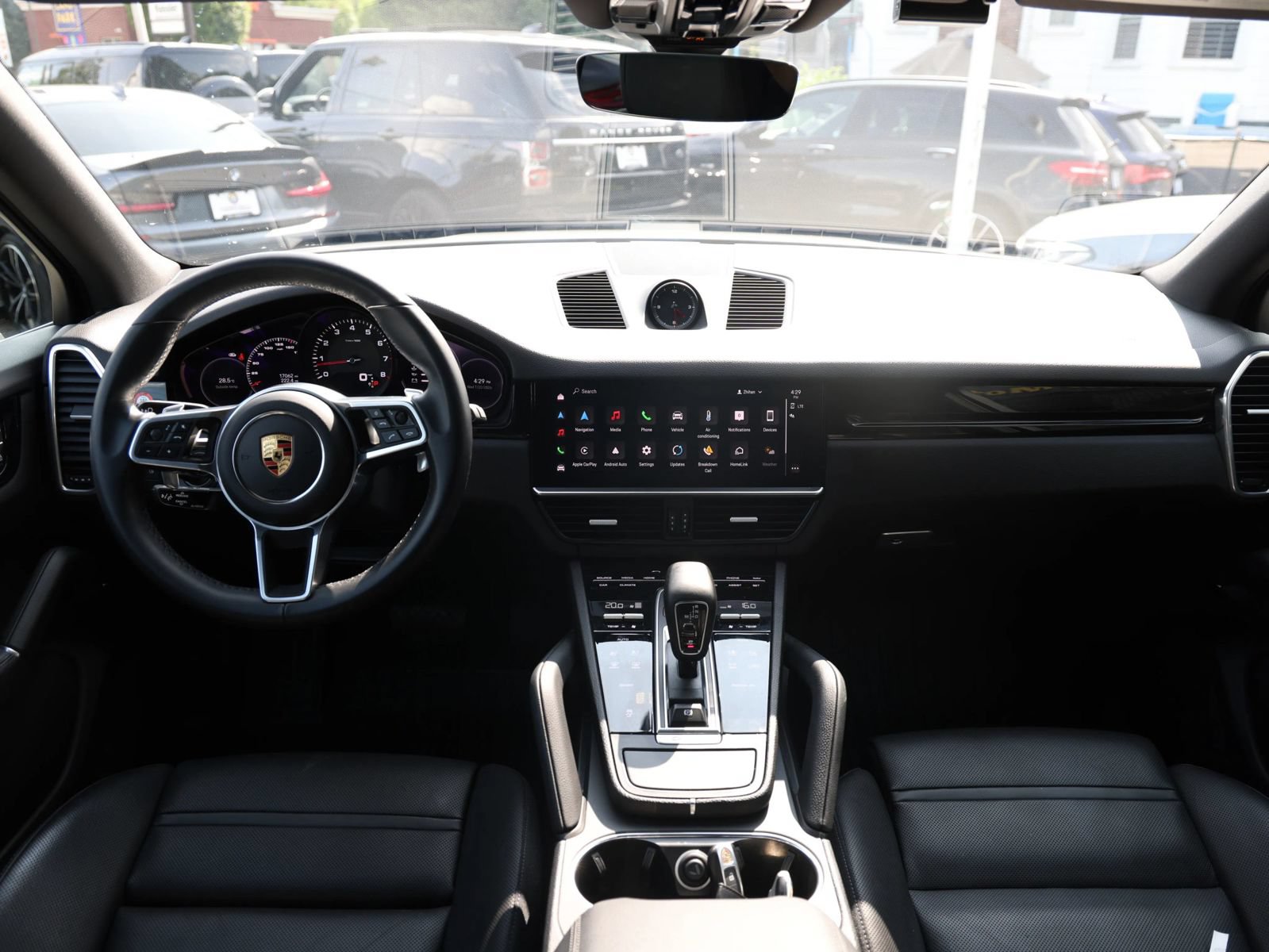 Used 2022 Porsche Cayenne Platinum Edition AWD/4WD image 14