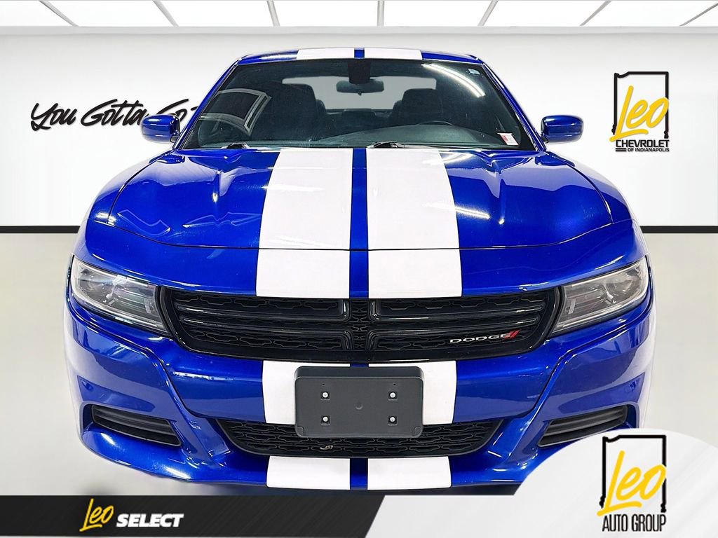 Used 2022 Dodge Charger SXT w/ Leather Interior Group image 2