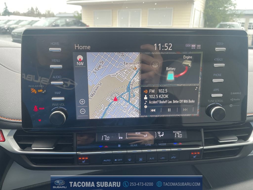 Used 2021 Toyota Sienna XSE image 21