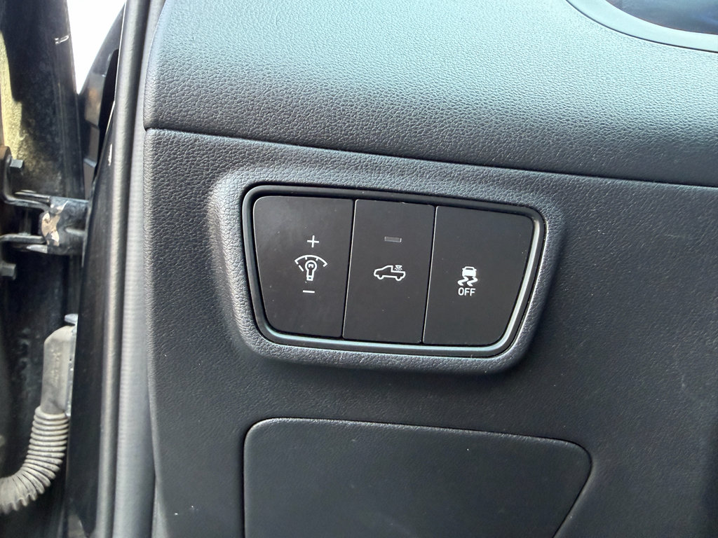 Used 2023 Hyundai Santa Cruz SEL w/ Activity Package AWD/4WD image 9