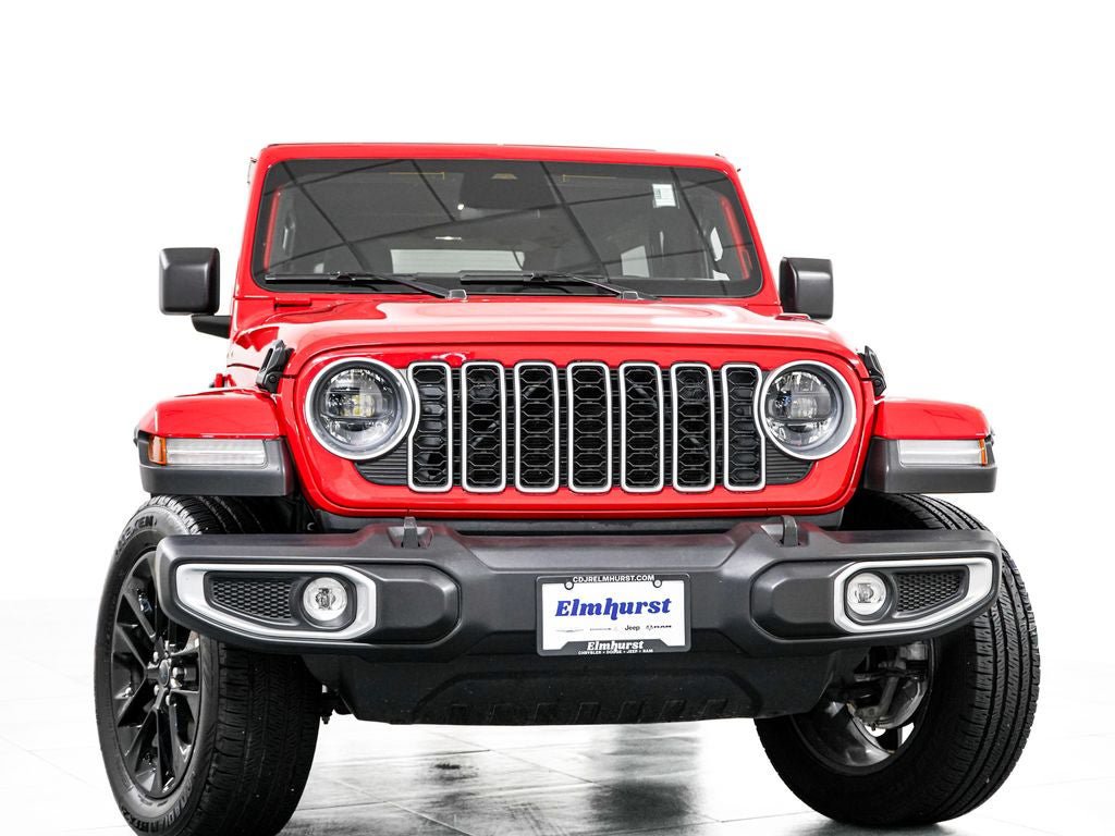 Used 2025 Jeep Wrangler Unlimited Sahara w/ Safety Group AWD/4WD image 3