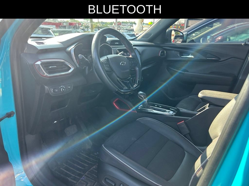 Used 2021 Chevrolet TrailBlazer RS w/ Sun and Liftgate Package AWD/4WD image 9