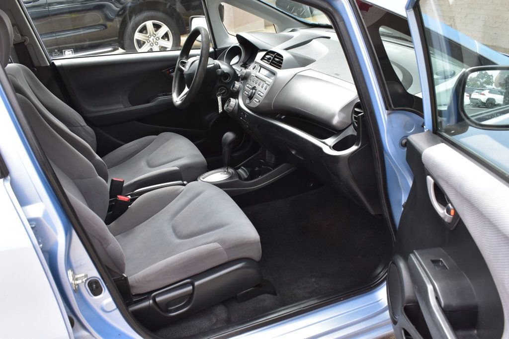Used 2010 Honda Fit image 18