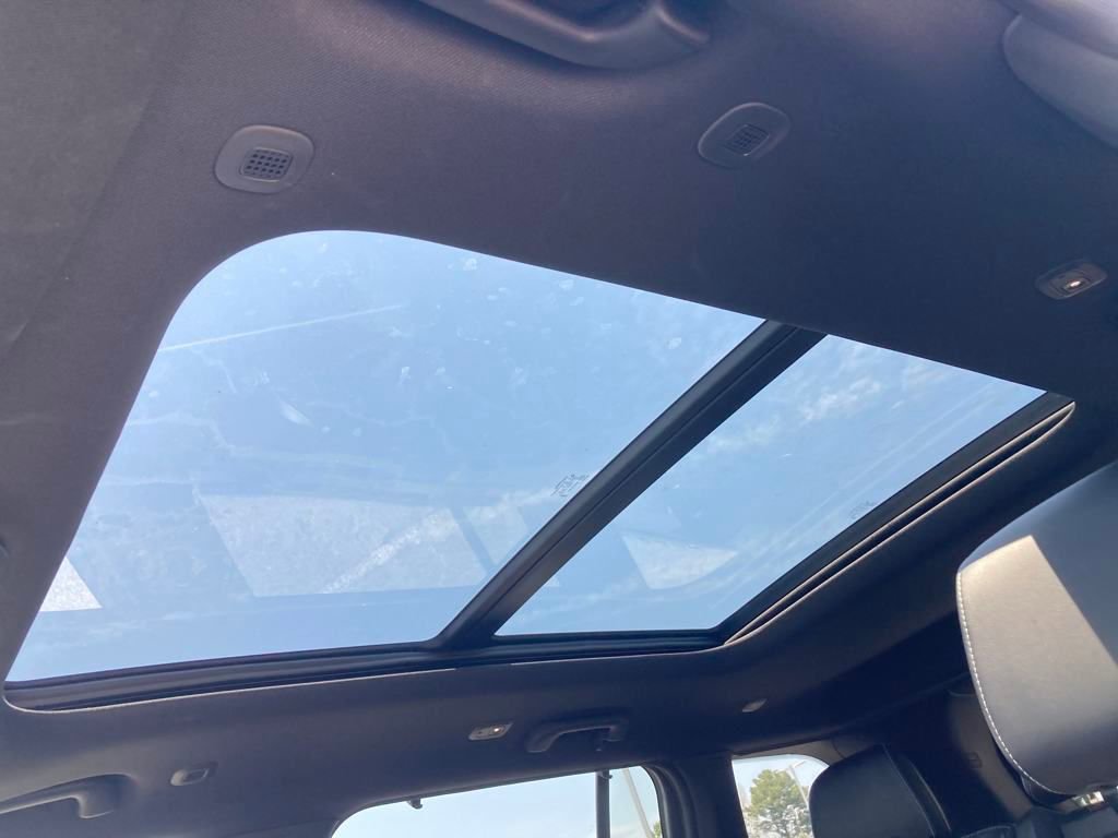 New 2024 Jeep Grand Cherokee Limited 4xe w/ Luxury Tech Group II image 18