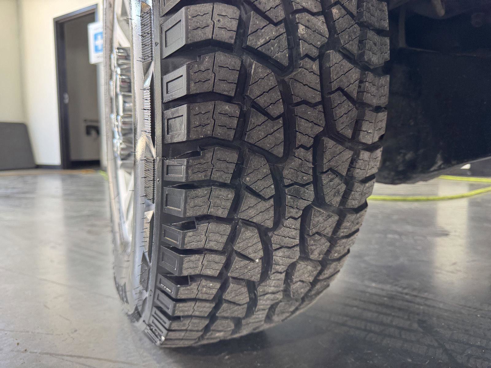 Used 2017 Ford F250 XLT AWD/4WD image 11