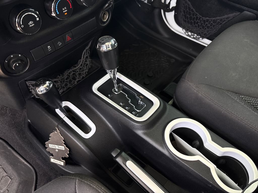 Used 2016 Jeep Wrangler Sport AWD/4WD image 24