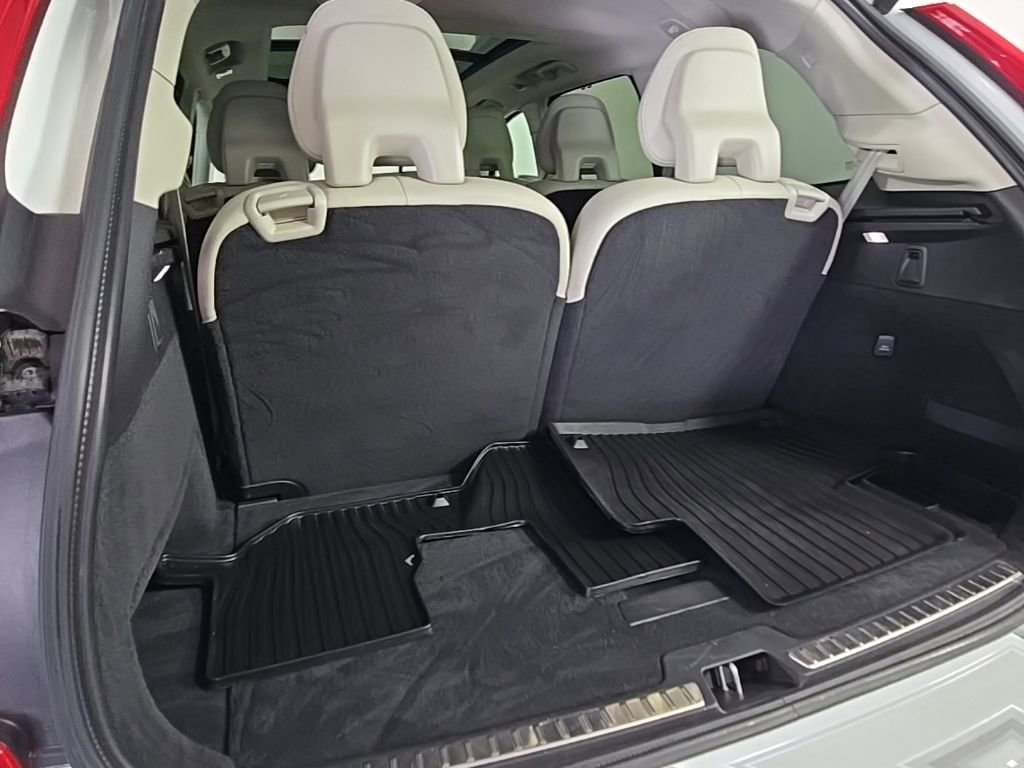 Used 2022 Volvo XC90 T8 Inscription w/ Advanced Package image 14