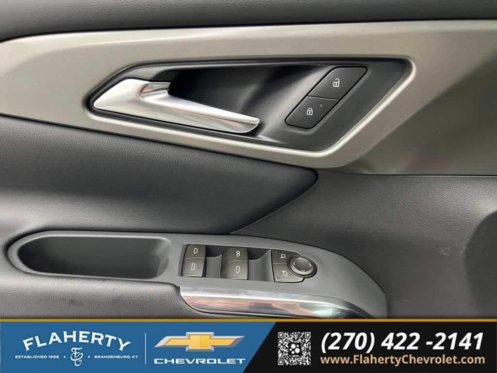 New 2026 Chevrolet Traverse LT w/ Midnight/Sport Edition AWD/4WD image 22