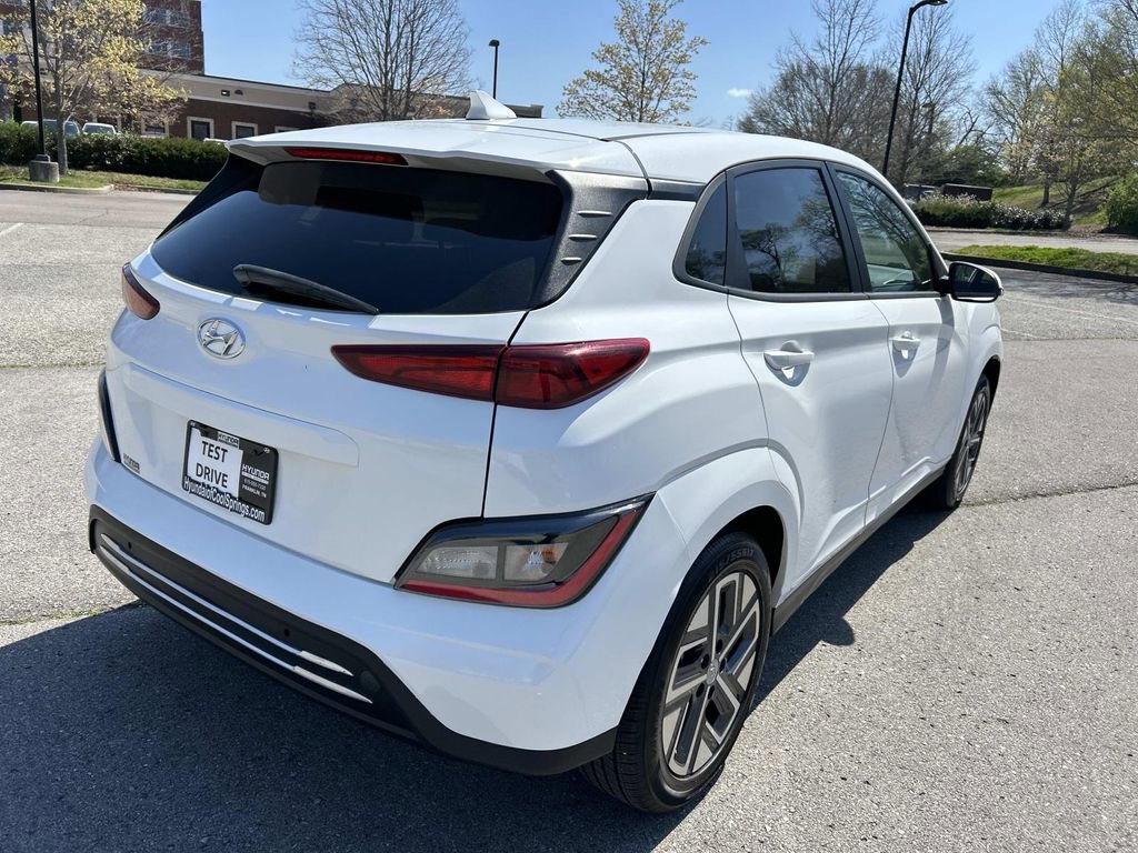 Certified 2023 Hyundai Kona SEL FWD image 7
