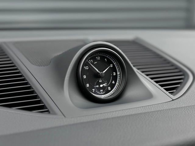 Certified 2025 Porsche Macan image 26