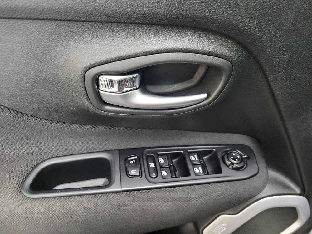 Used 2021 Jeep Renegade Sport AWD/4WD image 27