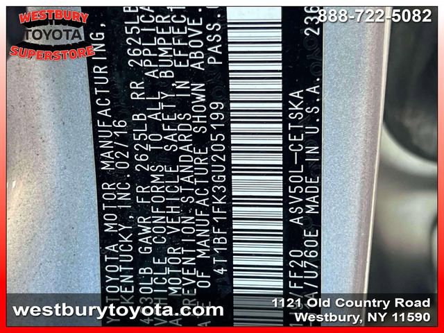 Used 2016 Toyota Camry SE w/ Moonroof Package FWD image 18